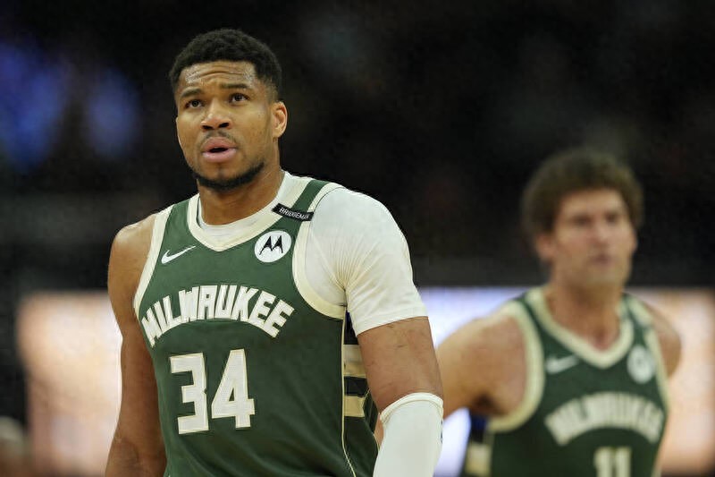 The NBA Rockets strengthened their competitiveness to lock in the Bucks' "alphabet brother", but the price to pay was not small