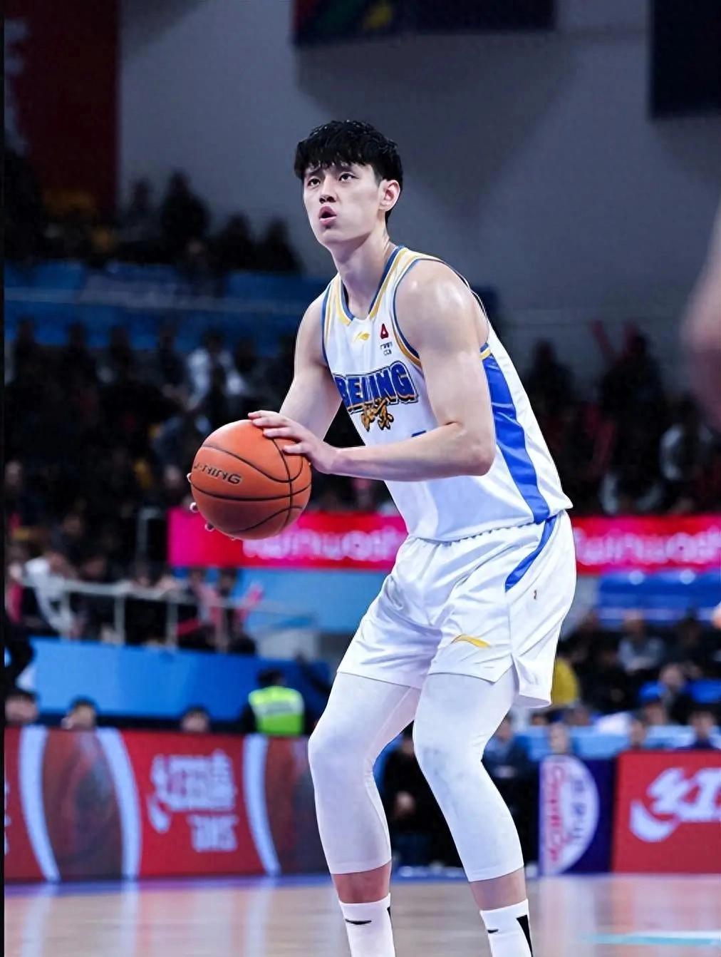 Zhao Rui injured again in the Beijing Derby! Liao Sanning scored 21+6, Zeng Fanbo returned with 20+8 in a losing effort, Beijing Royal Fighters edged out Beijing Ducks.