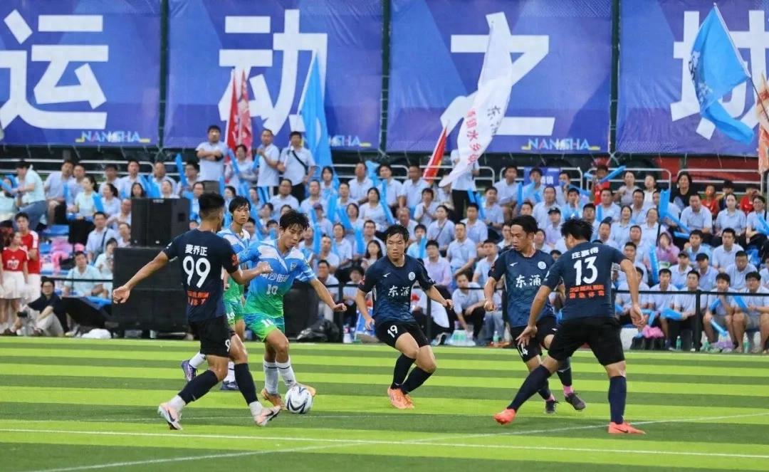 Accelerating the construction of a "City of Sports," football has permeated every aspect of Nansha's development.