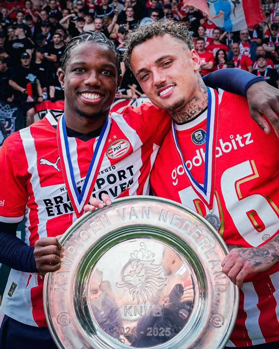 Lying crown master! Manchester United abandoned the Eredivisie title and was returned after the loan, and Amorim needs to find a new home for him