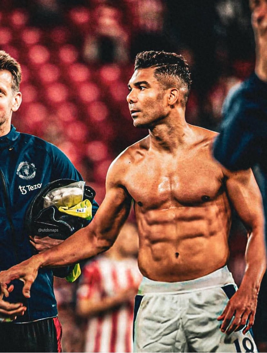 Manchester United play one more man, Casemiro still runs 10 kilometers! The secret of recovery is exposed, and you can exercise more physical fitness without complaining