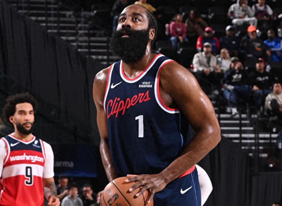 Harden revealed he never considered leaving the team! He firmly believes the Clippers will make a comeback and sees playing in his hometown as a once-in-a-lifetime opportunity.
