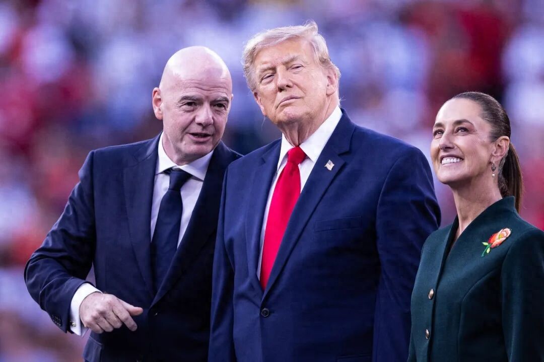 Selling the soul of football! Infantino joins forces with Trump, FIFA reduced to a puppet of capital?