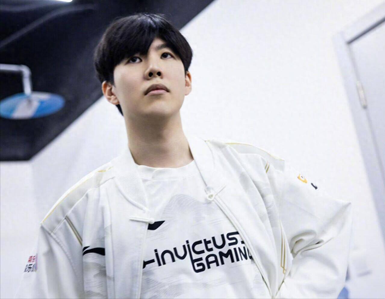 The world's first team with an 11-game losing streak is born! World Champion Adult Machine, TheShy Questioned for Stealing MVP
