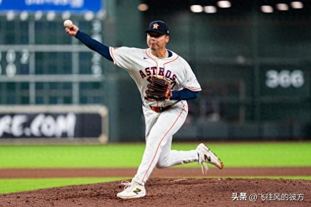 Deng Kaiwei's relief appearance yields first home run of the season; first ABS challenge results in overturned strike call