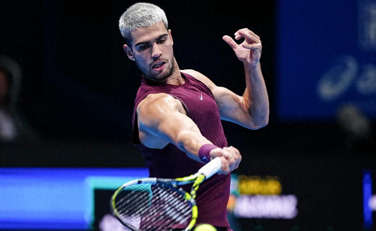 Alcaraz, after receiving a rare warning, angrily confronted the chair umpire: &#34;You’ve never played tennis in your life, have you!&#34;