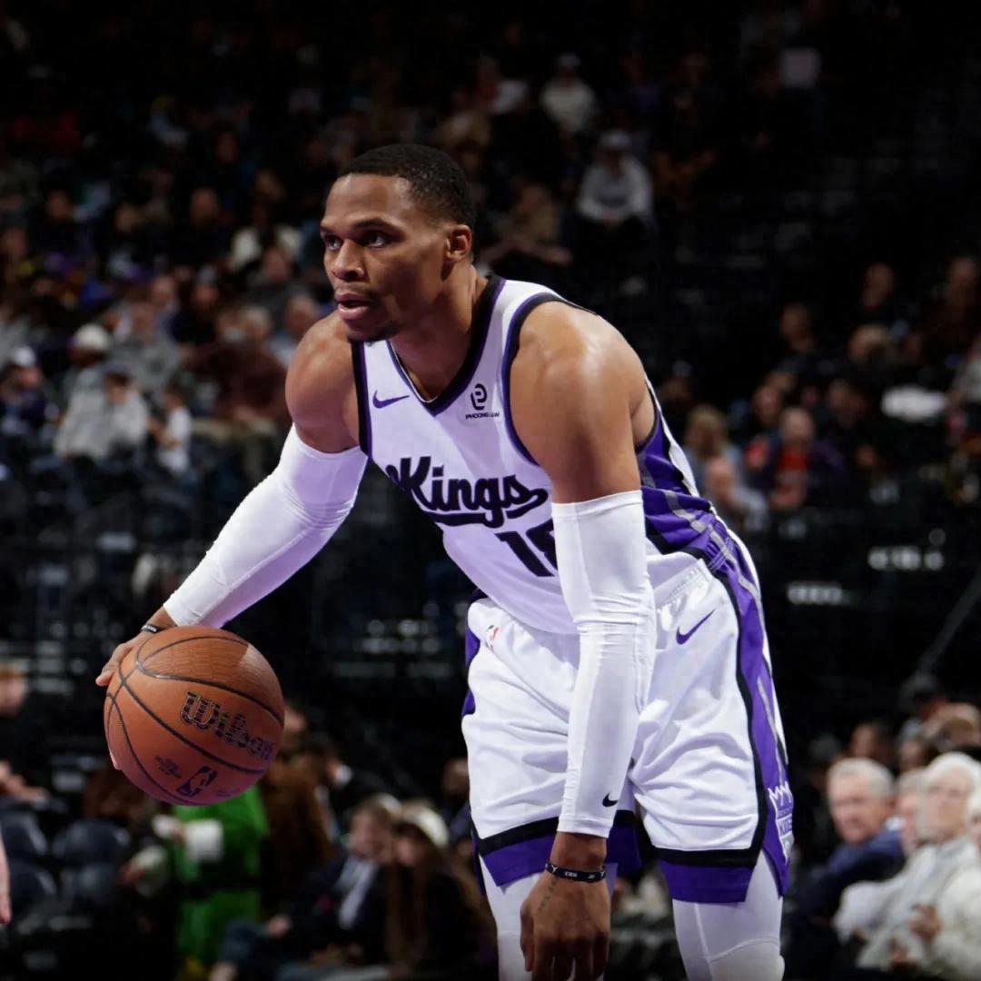 The forgotten Westbrook cannot find a vessel to carry him.