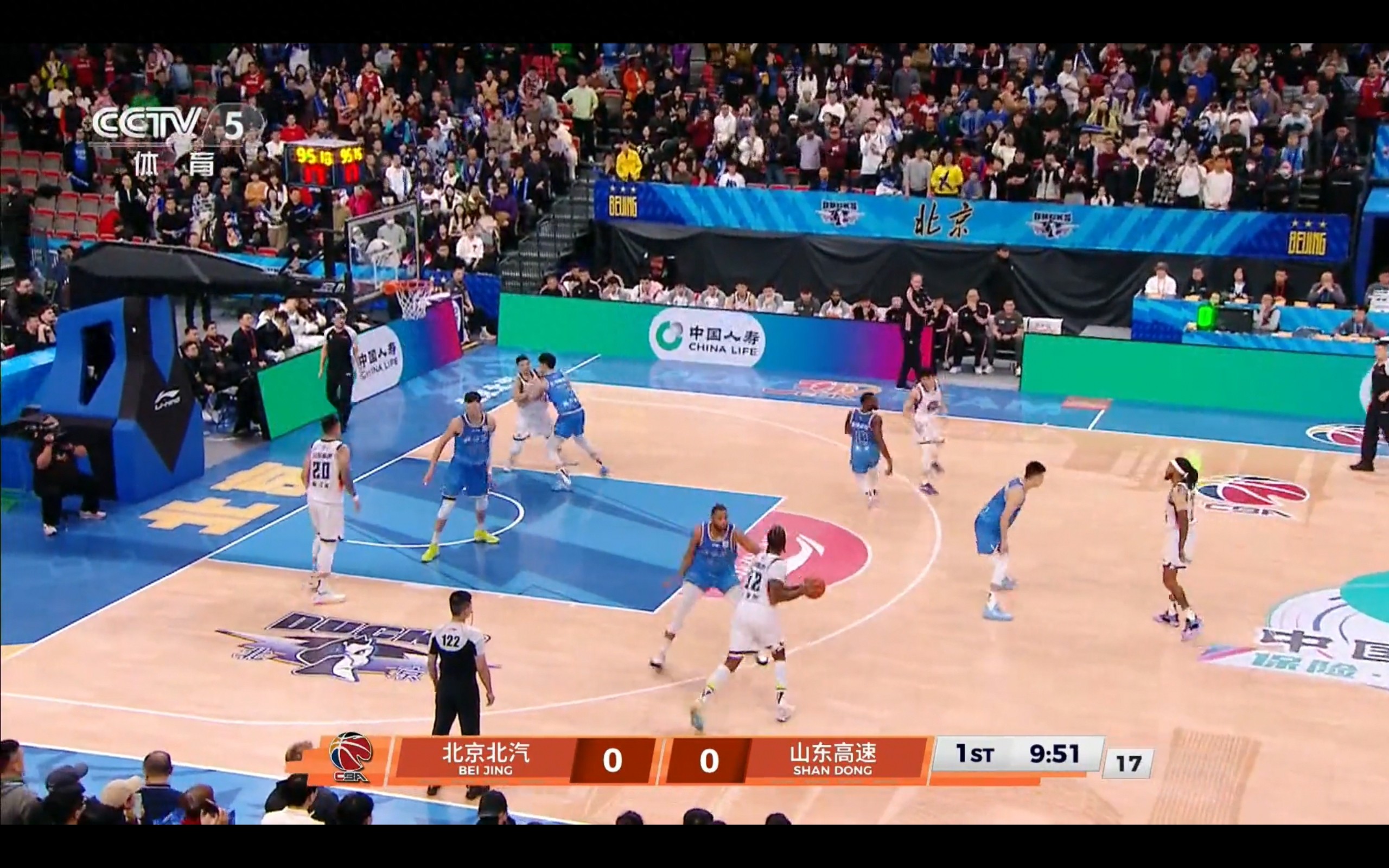 The CBA live broadcast is currently showing Beijing Beiqi VS Shandong Hi-Speed.