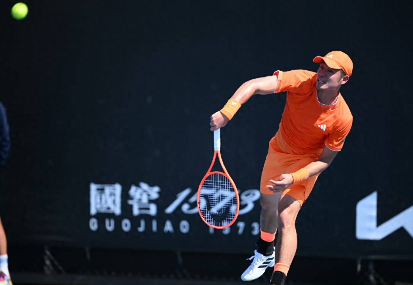 Wu Yibing starts strong, reveals leg injury after a cold, jokingly says he only remembers his next opponent’s severe hair loss