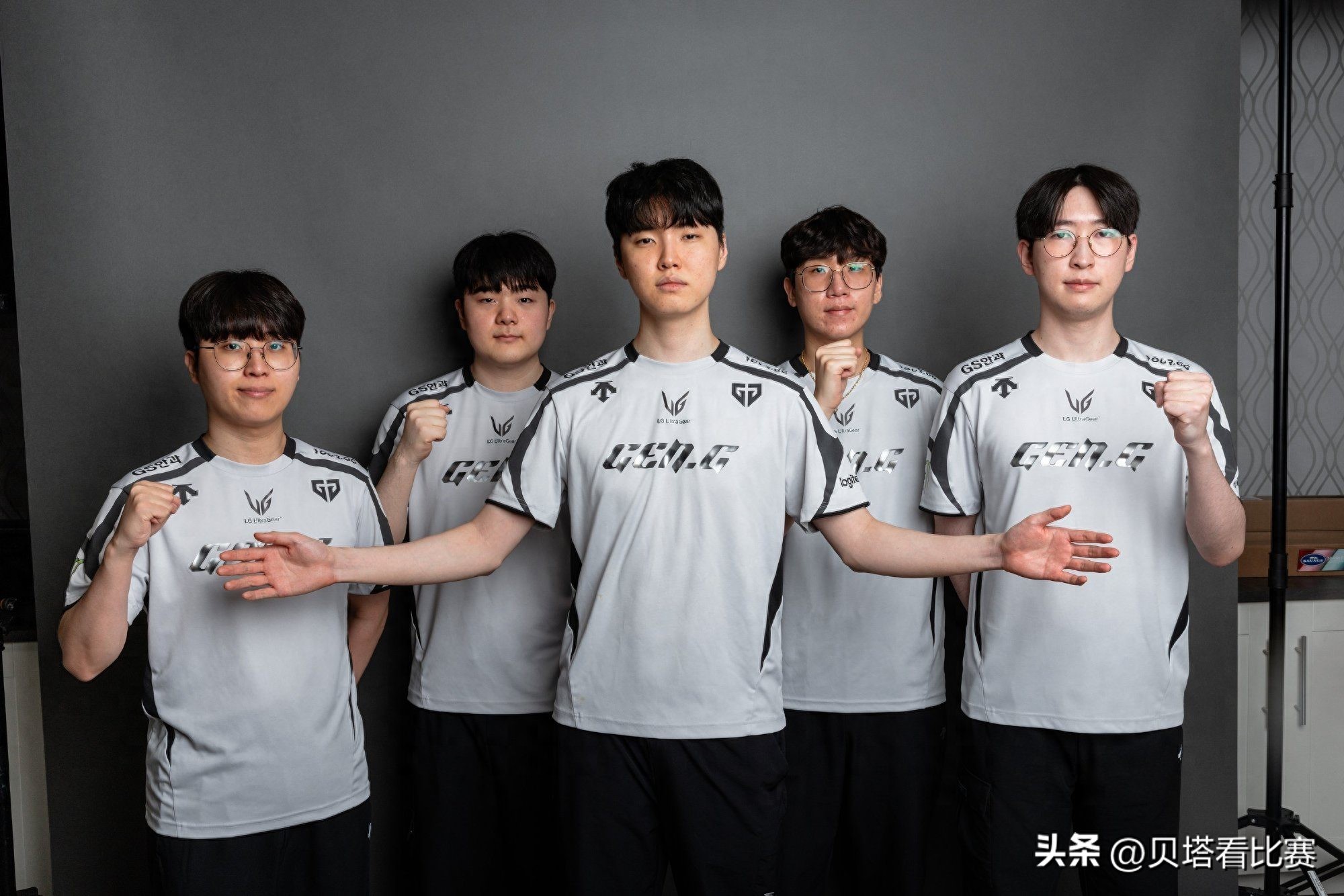 GEN3-1 eliminates HLE, advancing to the semifinals! Zeus underperforms, and peanut’s final game ends in a disappointing defeat.