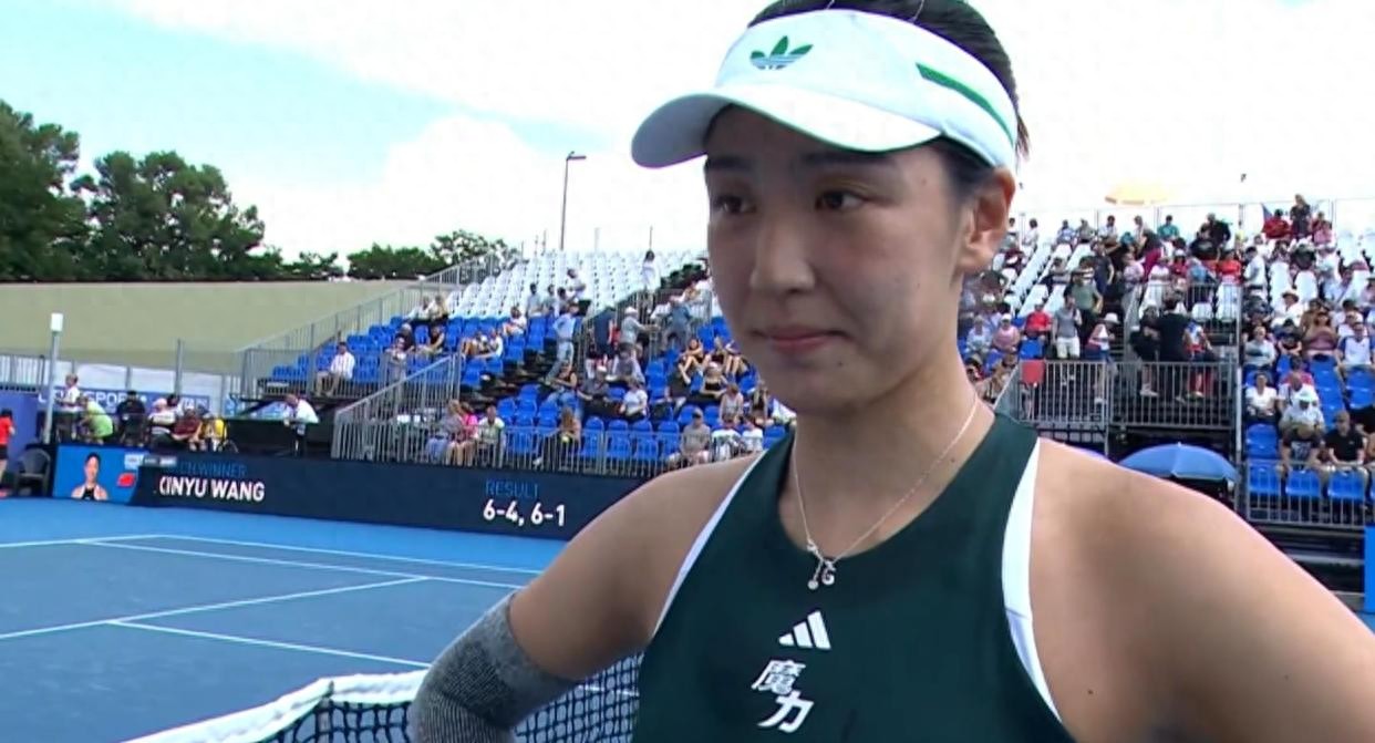 Wang Xinyu&#39;s swift victory in the playoff has propelled her into the semifinals, leading to speculation about her withdrawal from Montreal as a strategy to aim for the championship in Prague.