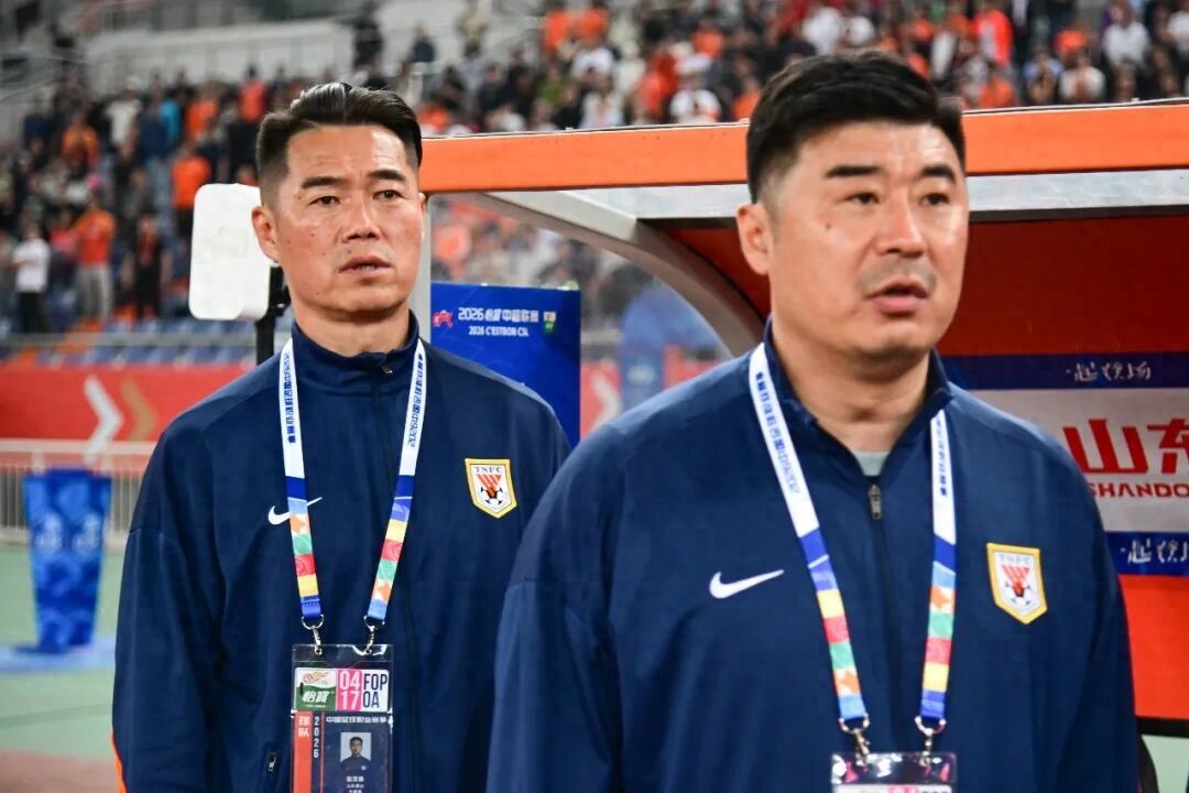 How can state-owned football clubs break free from the dilemma of being "stable but not strong"?