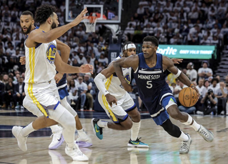 In Curry's absence, Randle and Edwards helped the Timberwolves go on a killing spree in the second round of the NBA playoffs in G2