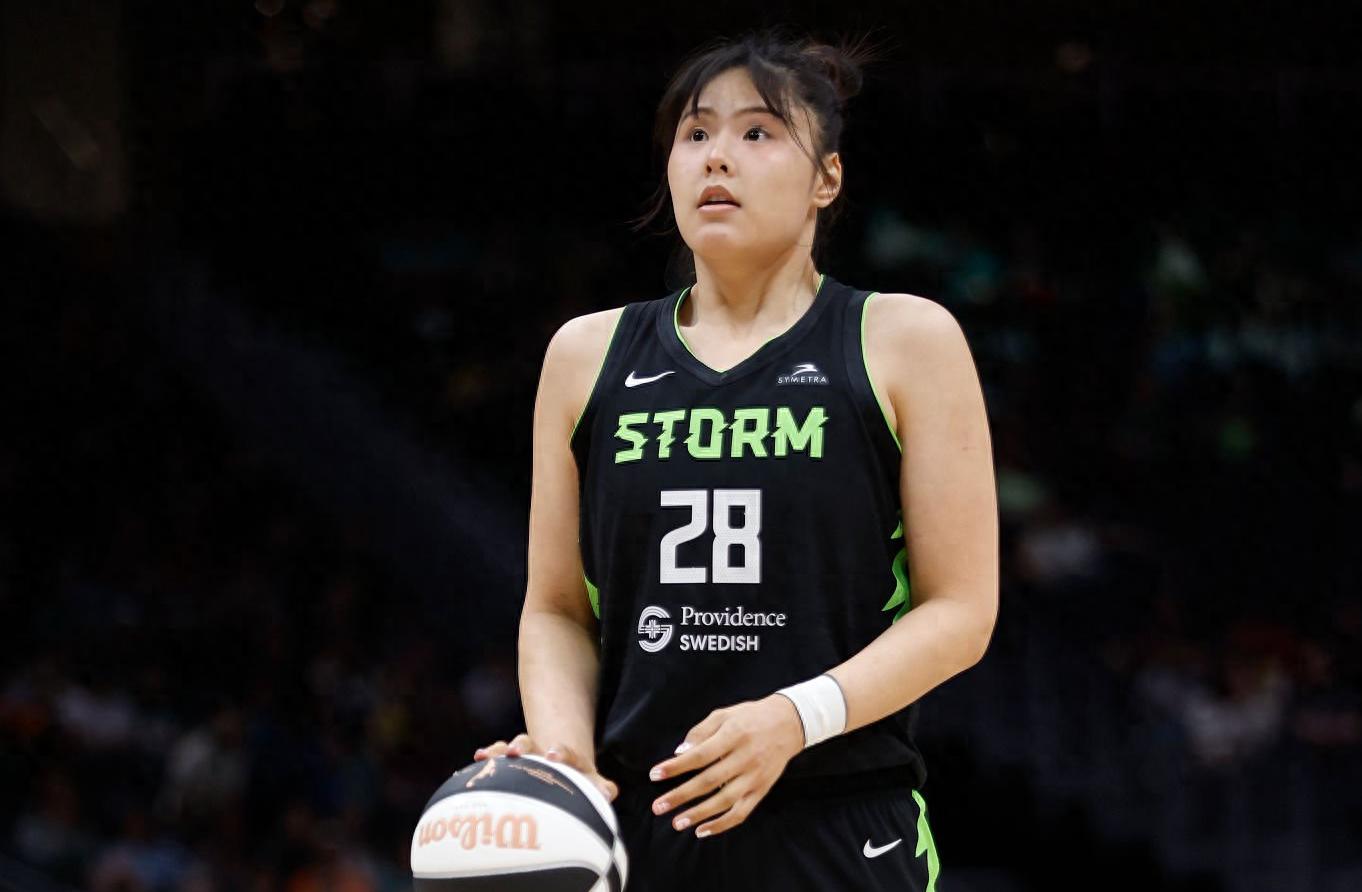 Li Yueru's application for a transaction sparked heated discussions! Ace decompresses MVP? Printing City fans are hoping for her to join forces with Clark