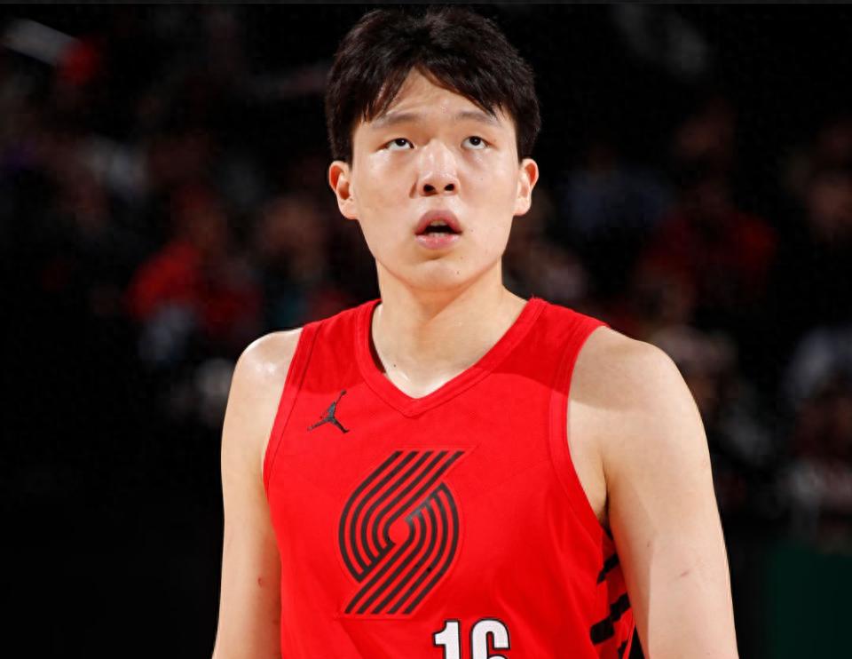 US media: Yang Hanson's standout traits have not translated to the NBA stage; keeping him in the G League is the best solution