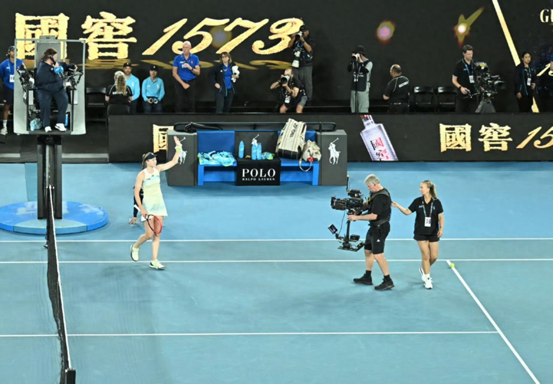 Leylah withstands a tense finish to return to the Australian Open final, three years later facing Sabalenka again with a key point highlighted in the final