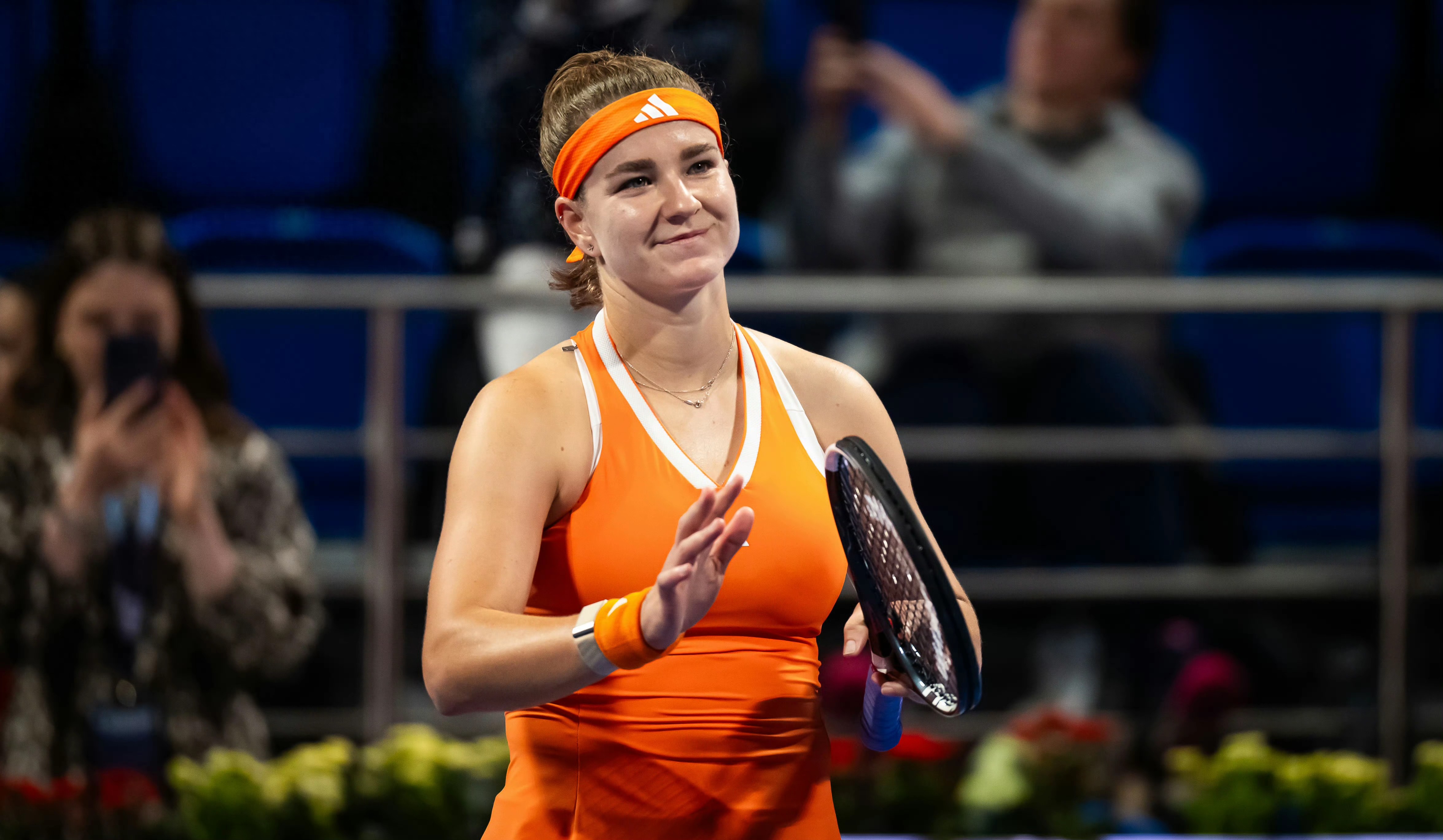 The WTA1000 Doha final today (2.14) features Mboko vs. Muhova, live on Migu Video and Youku.