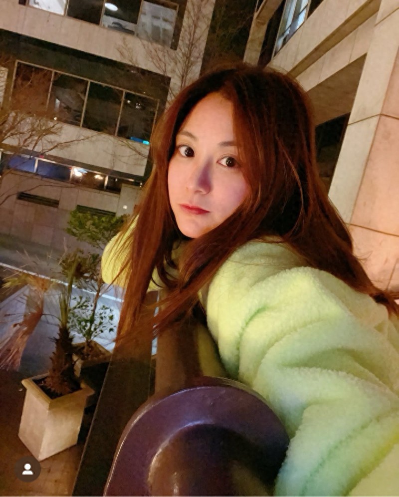 Once Ai Fukuhara was hacked, Jiang Hongjie's glamorous sister Jiang Hengqing surfaced a year after disappearing