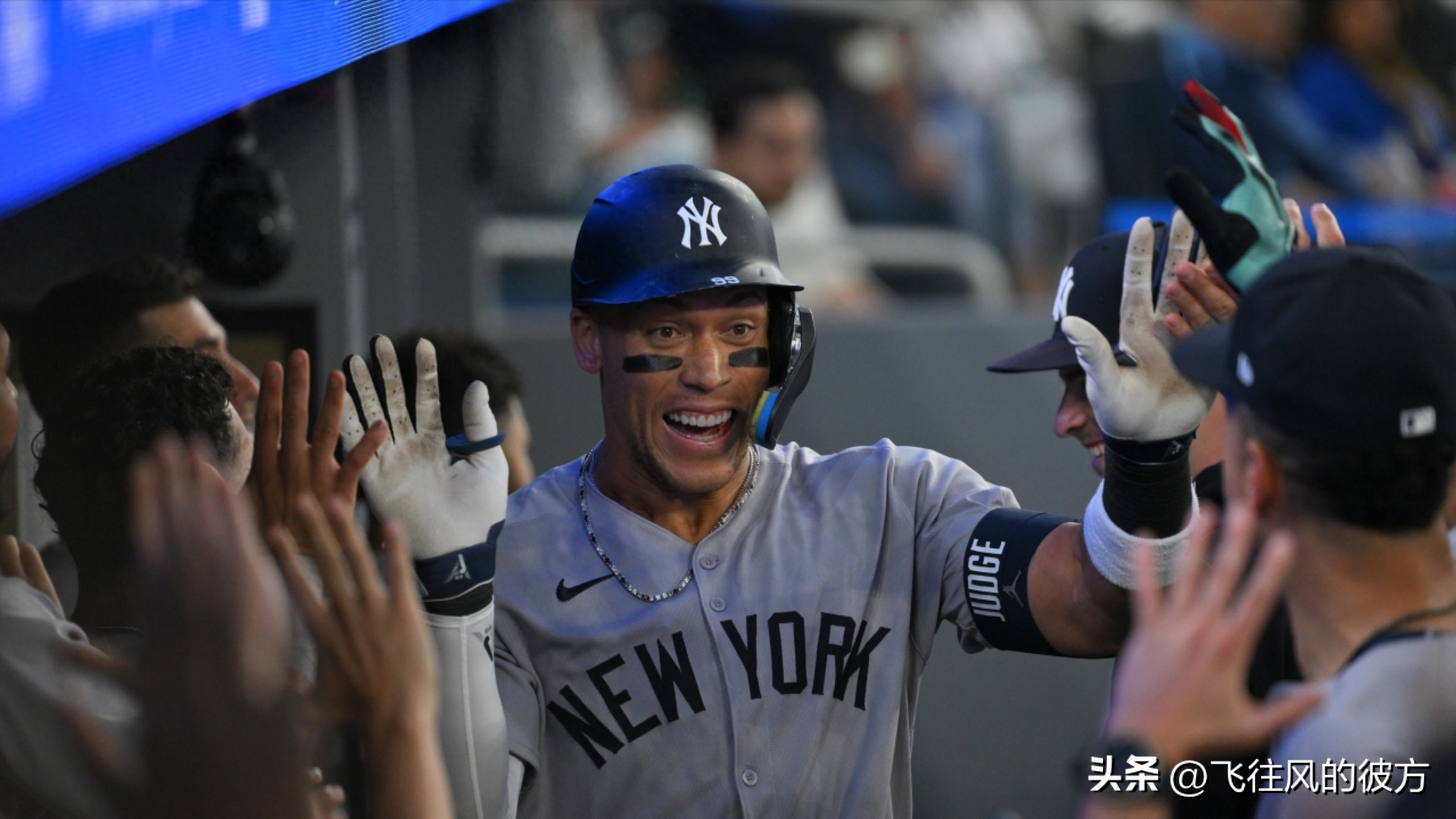 The lack of defense led to a series defeat as the Yankees fell to the Blue Jays, worsening their situation.