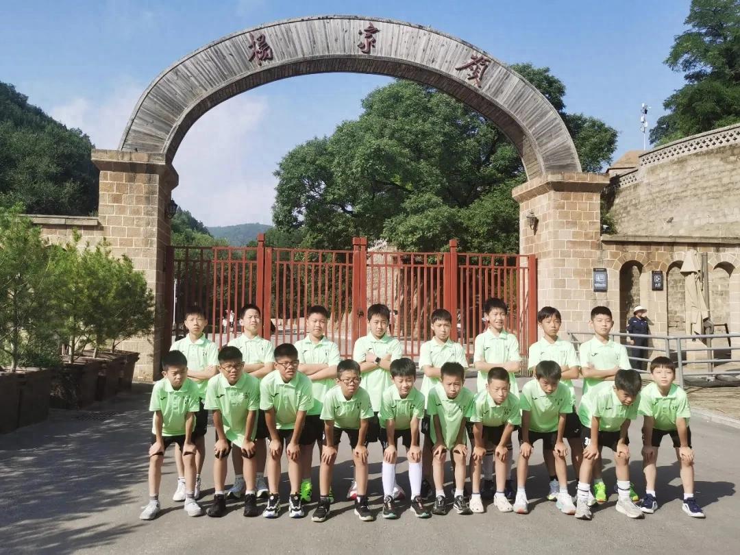 Chinese football needs this "Cave Dwelling University"