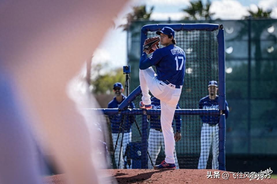 Shohei Ohtani is in excellent form preparing for the Classic Series and shares his anticipation for the Los Angeles Olympics: looking forward to top-tier players gathering together.