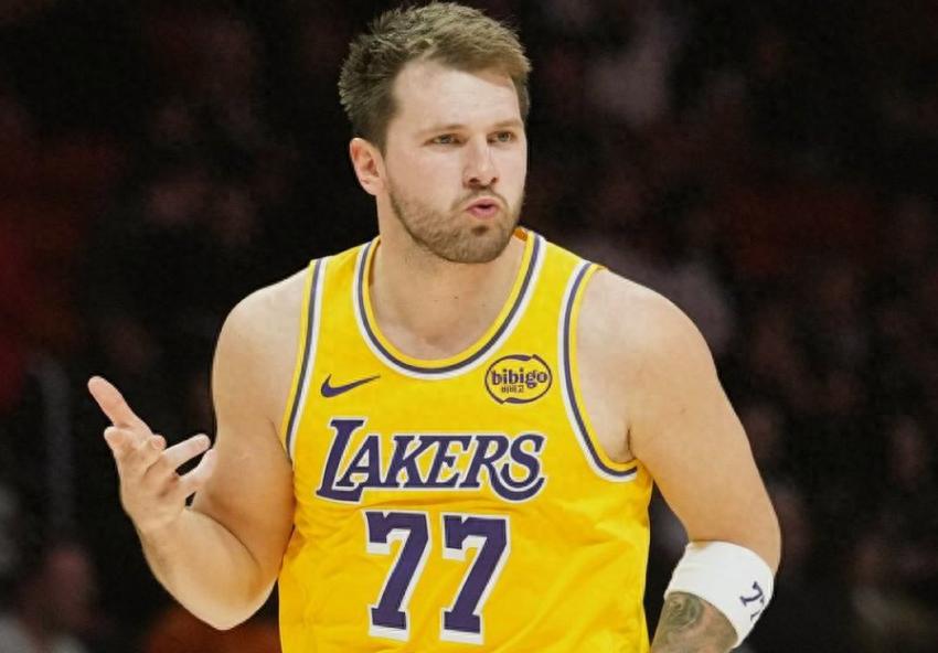 Clarification! Luka Doncic's camp confirms injury severity report inaccurate; specialist predicts earliest return in 10 days.