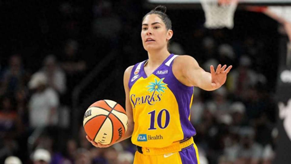 Major WNBA trade! Sparks send Plum to Mercury for Mackani, a first-round pick, and a second-round pick.