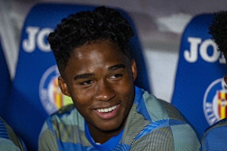 巴西雙星的巨大反差 恩德里克身價連跌三次至2500萬歐元 羅克回歸巴甲重獲新生