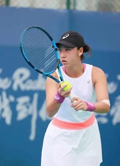February's Blazing Streak! Qualifying Rounds Always Break Through, Main Draw Always Wins, Yao Xinxin Writing a Tennis Legend