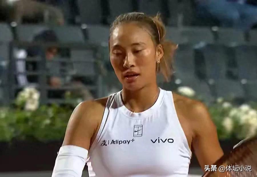 Zheng Qinwen lost to Gauff 1-2 and stopped in the semifinals, and the arrival of the new mountain > the first battle was incredible