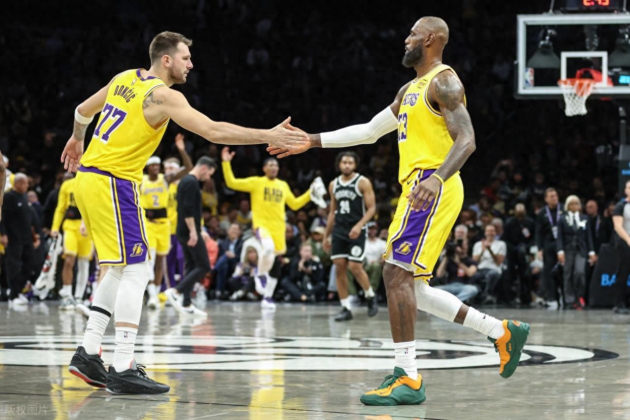 Luka Dončić scored 24 points with 6 rebounds and 5 assists, LeBron James contributed 25 points, 3 rebounds, and 7 assists, while Reaves returned after 19 games to put up 15 points as the Lakers easily defeated the Nets.