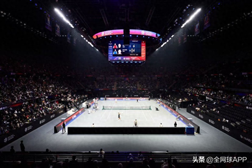 WTCC Day Two: Singles Wins for Wang Xinyu and Zhang Zhizhen, Mixed Doubles Defeat, Rublev Comes Back Against Vacherot