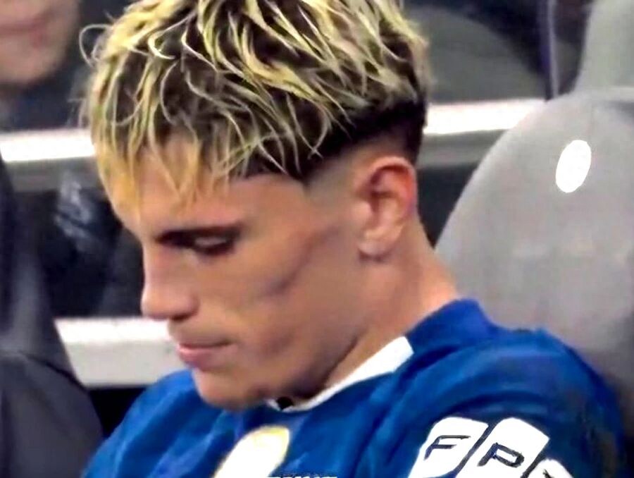 Garnacho regrets leaving Manchester United, stating he still loves the Red Devils! After just half a year at Chelsea, he is already on the verge of being offloaded.