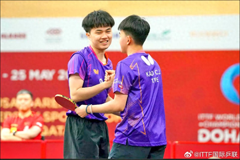 Chinese Taipei men's doubles reached the podium of the World Table Tennis Championships again after 12 years, and Lin Yunru won his second medal