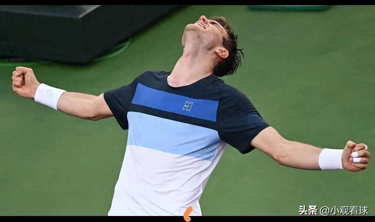 Draper defeated Alcaraz to advance to the final and become a new member of the ATP top 10