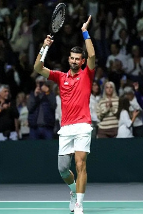 Cash: Djokovic is not the GOAT, people forget that players in Rod Laver's era used wooden rackets.