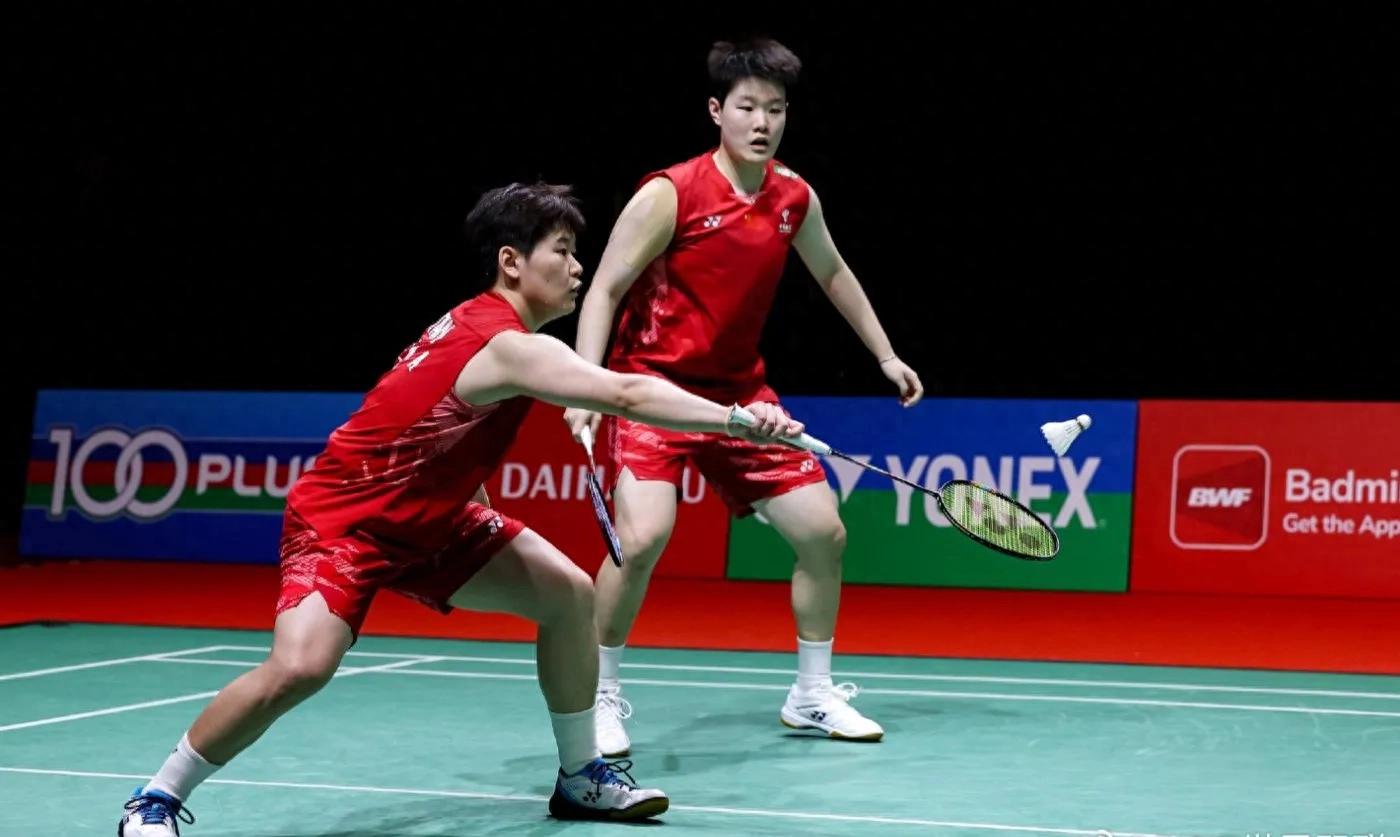 The latest badminton Singapore Open report 4-1-1 TBD Today's 5.28 schedule is attached