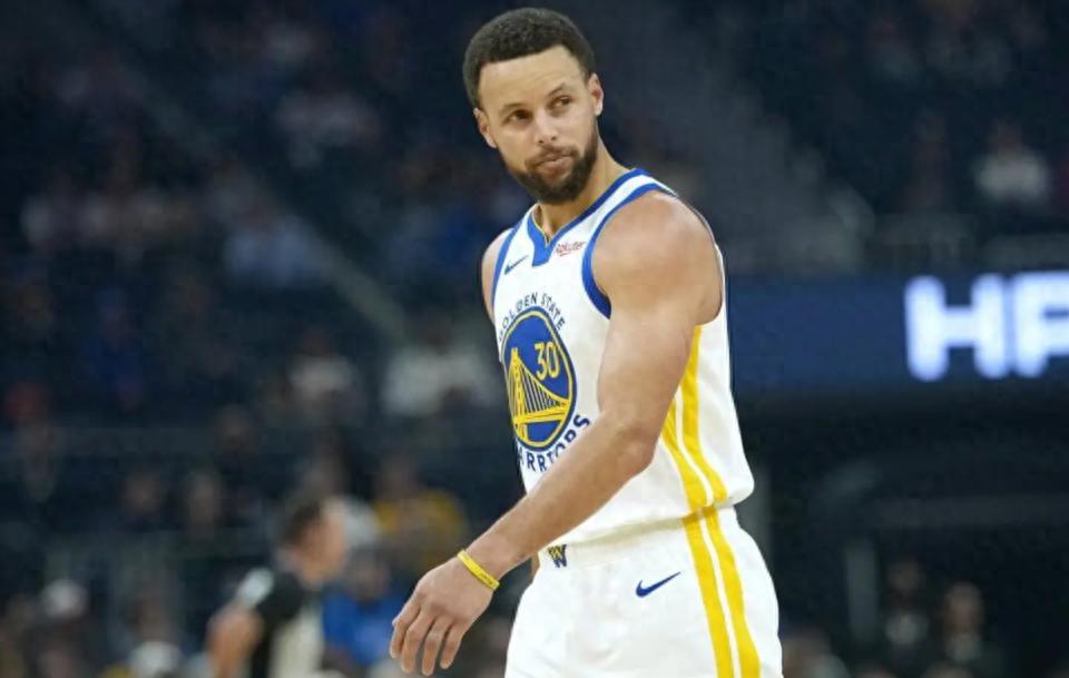 Curry on the Warriors' situation: Injuries to Butler and Moody have disrupted all plans, we can only take it step by step