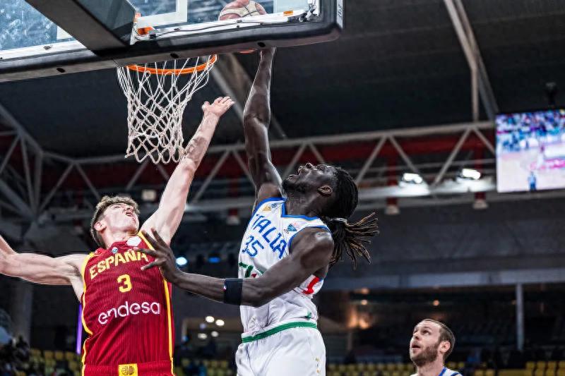 EuroBasket: Italy narrowly defeats Spain to reach the Round of 16, Aldama’s 19+10 unable to prevent comeback