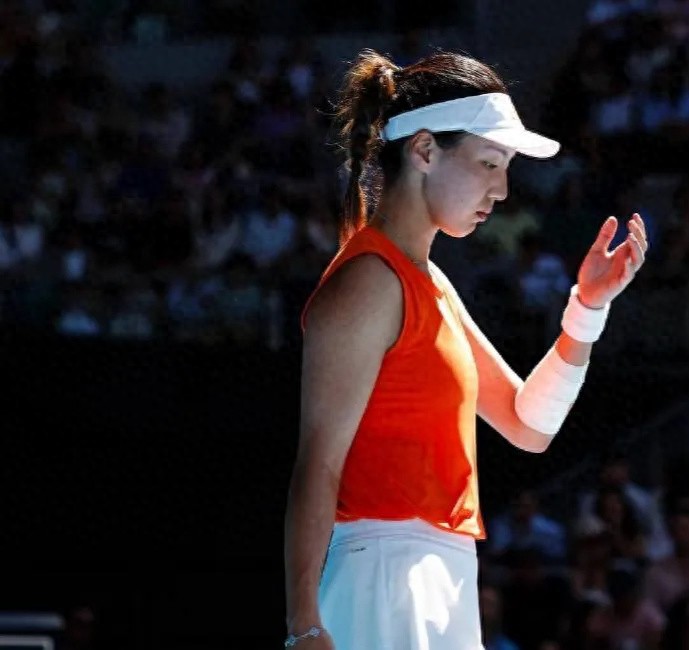 Wang Xinyu attributed her loss to distraction caused by a minor incident, while Draper's Sunshine Double journey ended in a collapse.