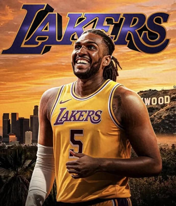 Official signing! Hello, Lakers! This is a three-time NBA championship center.