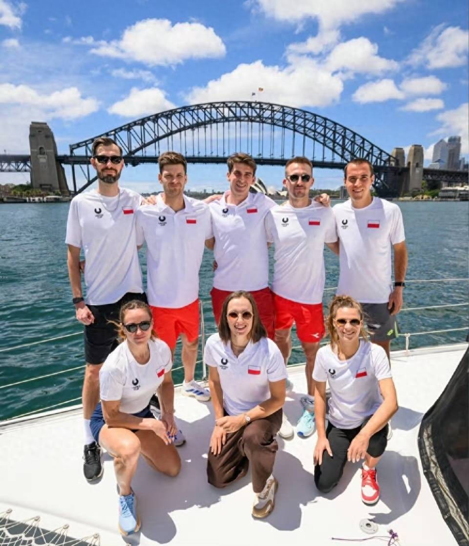 Poland reaches the semifinals, the revenge battle between Swiatek and Gauff sparks widespread attention, Alcaraz invites Sinner to play doubles in an interview