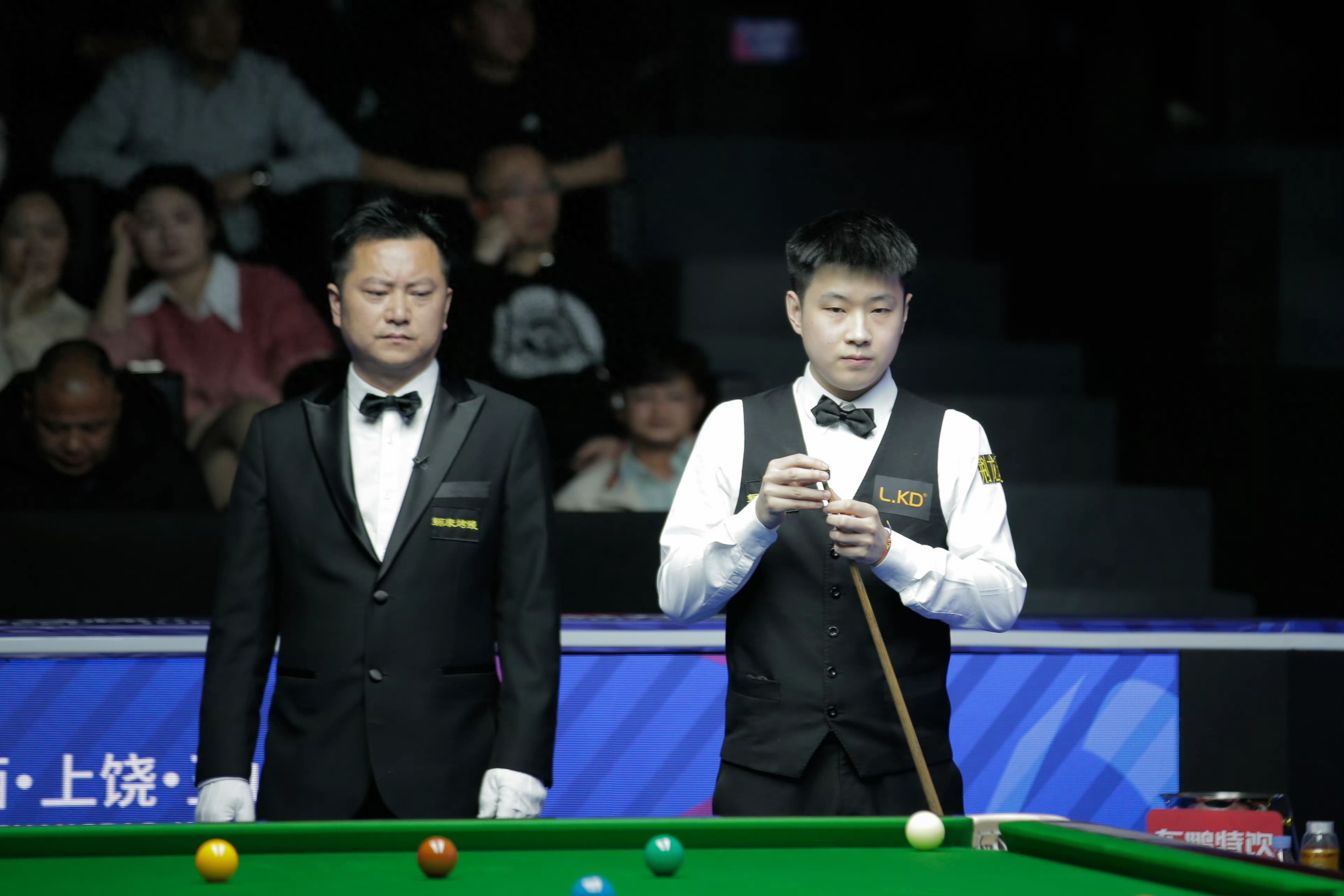 Latest Snooker World Open Report: Zhao Xintong Advances to Round of 16 with 5-1 Victory Over Craigie