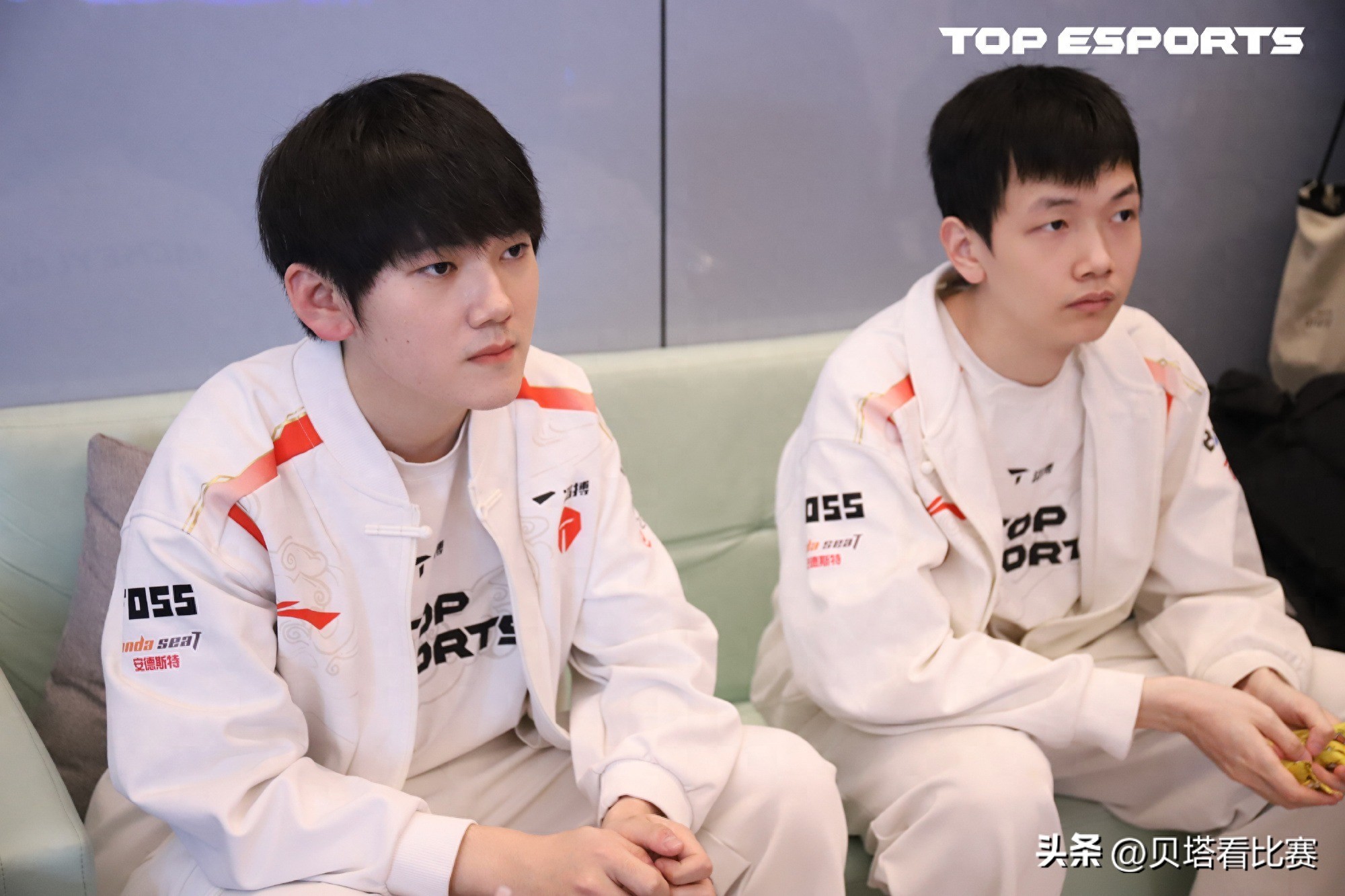 Overseas fans are buzzing about TES’s exit in the semifinals: Kanavi is the main culprit! Only JKL and 369 from TES are human.