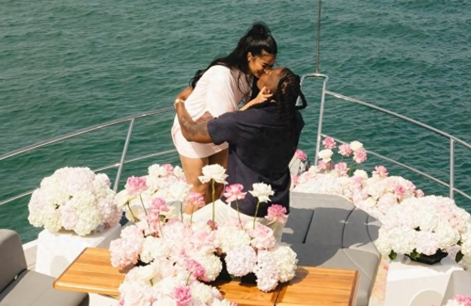 Another joyful event! Dosunmu successfully proposed to his girlfriend and signed a 5-year, $112 million contract extension with the Timberwolves this summer.