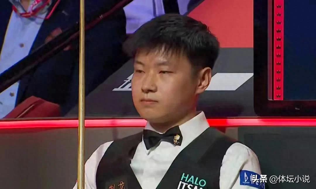 Teary-eyed! The most touching scene of the World Championships: Zhao Xintong did not celebrate after winning, but hugged O'Sullivan
