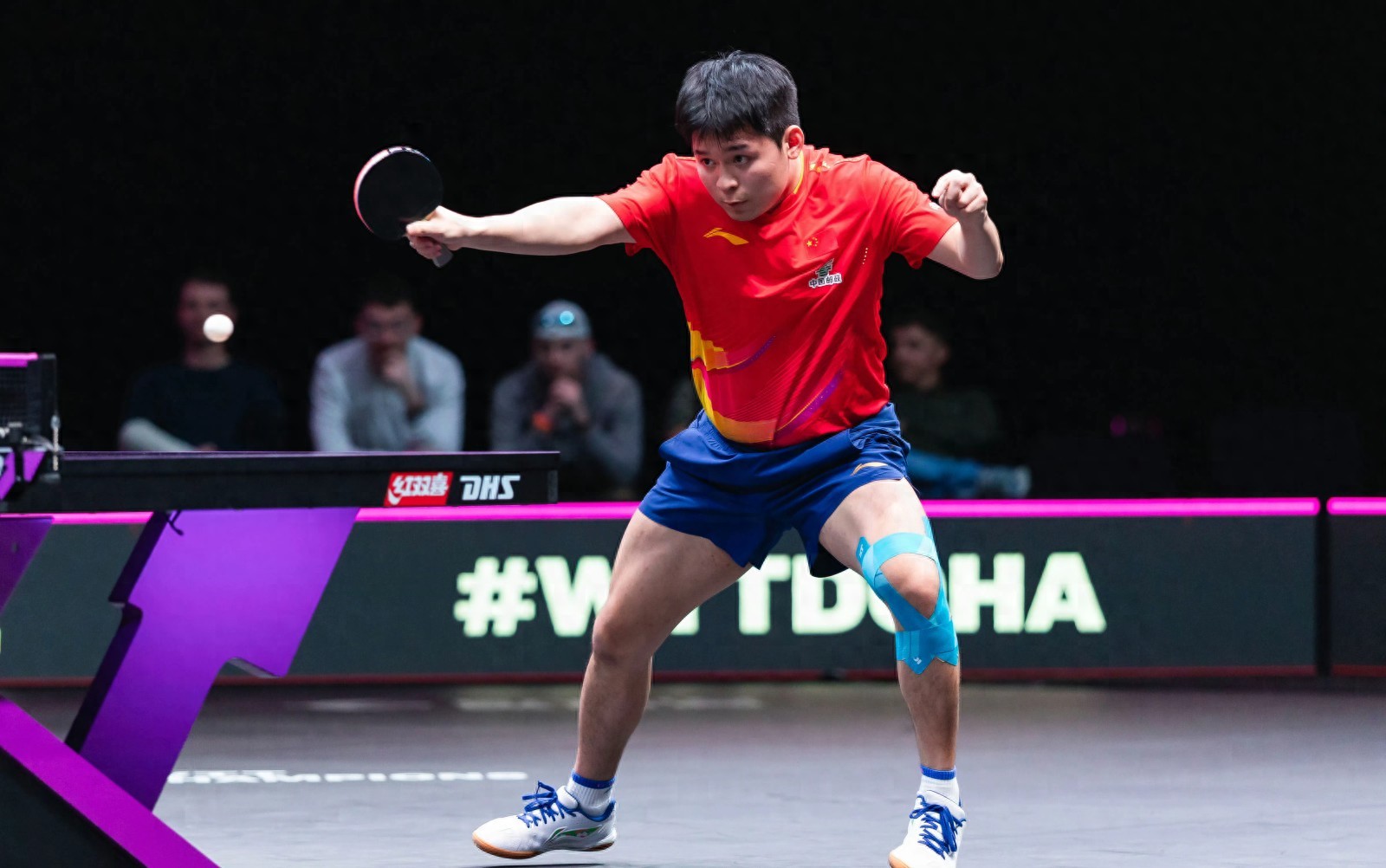The WTT Doha Star Challenge matches today (1.16) feature Lin Shidong and others competing in 19 matches, with live streaming on Migu Video.