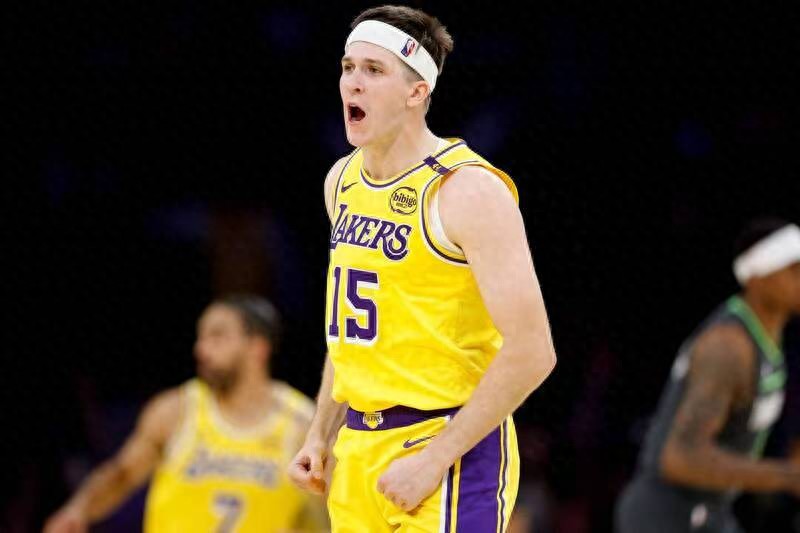 Reaves, who was accused of being a war criminal by Lakers fans, also said frankly: "I didn't play well enough"