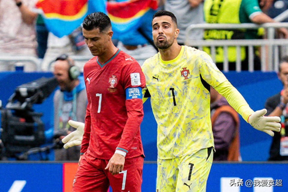 Internal conflict in Portugal? Cristiano Ronaldo unhappy with his goalkeeper for not rushing out, leading to a goal conceded; the goalkeeper disagrees and responds with a gesture of his hands.