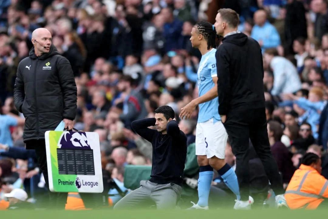 Premier League Ending Early? Streets of London Now "Panicking"